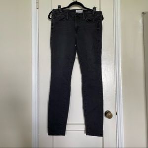 FRAME Le Skinny De Jeanne